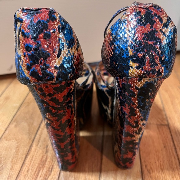 Jeffrey Campbell snakeskin platform heels - Picture 9 of 11